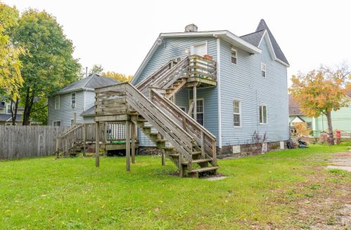 550 Phelps Ave, Kalamazoo, MI 49048-2910