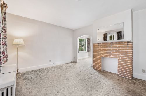 4040 Cambronne St, Pittsburgh, PA 15212-1615