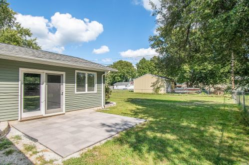 56450 Ellen Ave, Mishawaka IN 46545 exterior