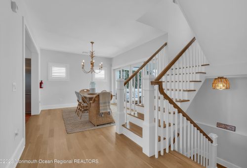 400 Newark Ave, Point Pleasant Beach NJ 08742-4141 exterior