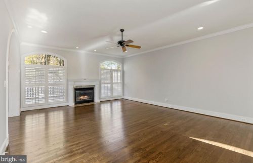 5802 Bent Twig Rd, Mc Lean VA 22101-1806 exterior