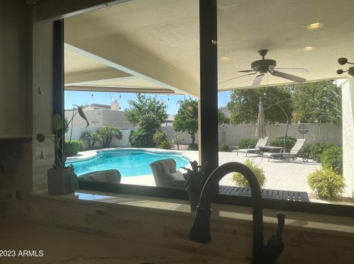 11436 27th St, Phoenix AZ 85028-1802 exterior