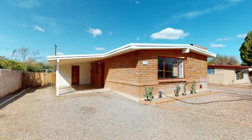 1431 Desmond Ave, Tucson, AZ 85712-3815