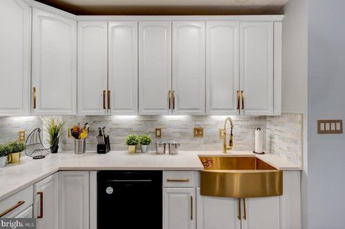 3405 Governors Crest Ct, Alexandria VA  22310-2337 exterior