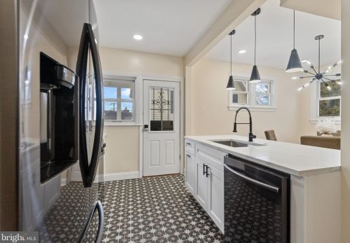 2225 Shepherd St, Washington DC  20018-3141 exterior