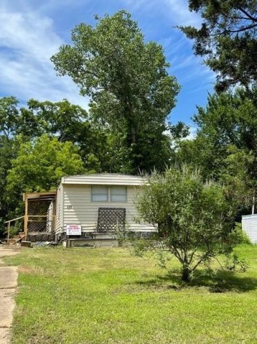 119 Prospect St, Denison TX  75021-6736 exterior