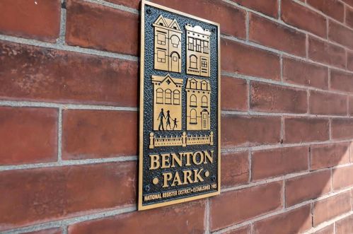 2225 Arsenal St, Saint Louis MO  63118-2537 exterior