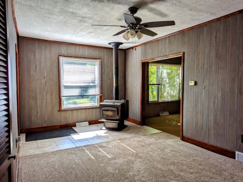 2010 Lincoln Rd, Allegan MI 49010-9441 exterior