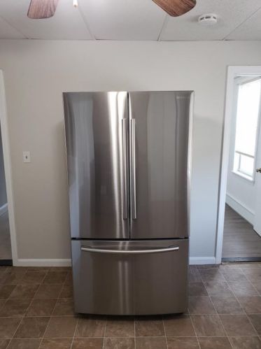 12 Airlie St, Worcester MA 01606-3248 exterior