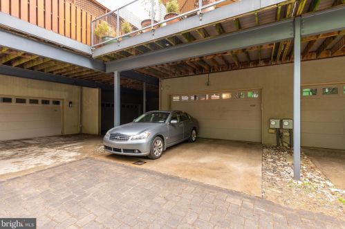 1436 Bainbridge St, Philadelphia PA 19146-1807 exterior