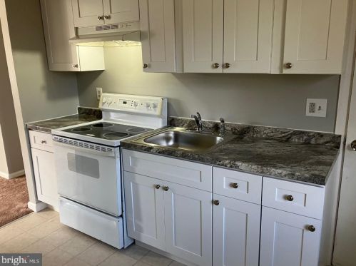 20 Lakeview Blvd, Browns Mills NJ  08015-2107 exterior