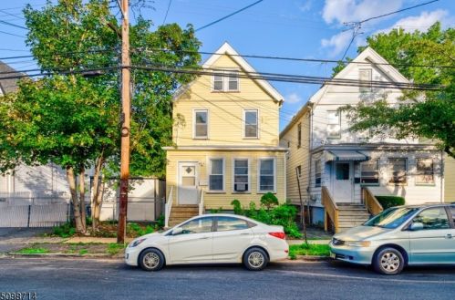 72 Cummings St, Irvington, NJ 07111-2511