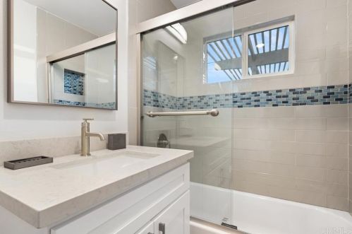 3654 Budd St, San Diego CA 92111-4334 exterior