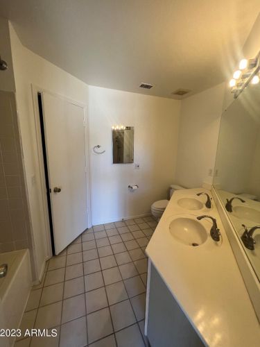 4556 Ivanhoe St, Chandler AZ  85226-2078 exterior