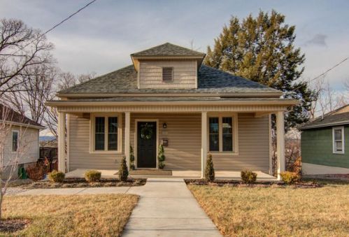 1118 Murray Ave, Roanoke, VA 24013-1933