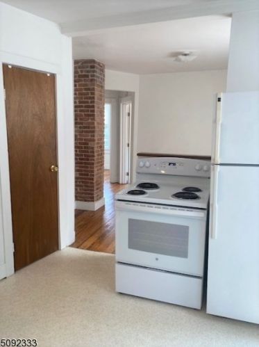 208 Main St, Hackettstown NJ 07840-2039 exterior