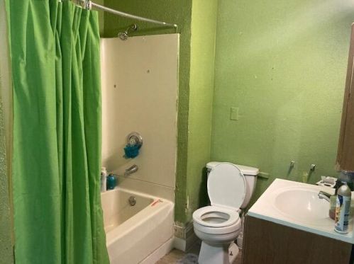 1006 Nash St, Milwaukee WI 53206-1346 exterior