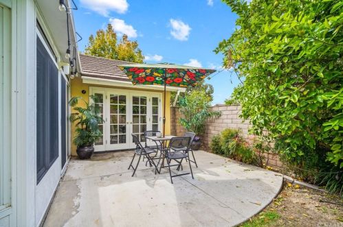 1871 Bryan Ave, Tustin CA 92780-4703 exterior