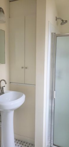 3250 Newhall St, Milwaukee WI 53211-3042 exterior