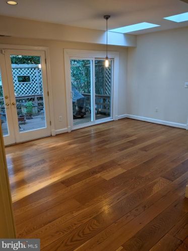 4855 Reservoir Rd, Washington DC  20007-1543 exterior