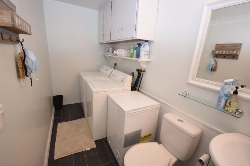 6620 Range Line Rd, Milwaukee WI 53209-2621 exterior