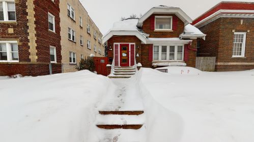 2421 National Ave, Milwaukee, WI 53204-1014