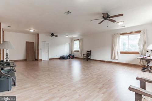 2409 Rand Pl, Washington DC 20002-1911 exterior