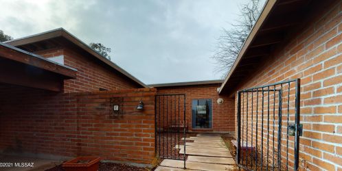 5702 14th St, Tucson, AZ 85711-4567