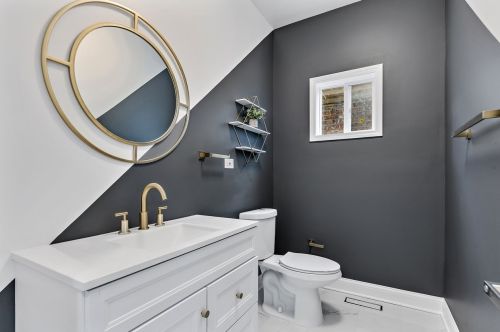 6822 Artesian Ave, Chicago IL  60629-1327 exterior