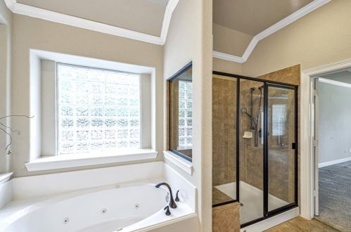 28307 Wild Mustang Ln, Fulshear TX 77441-2064 exterior