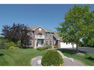 942 Bavaria Hl Ct, Chaska MN  55318-9625 exterior