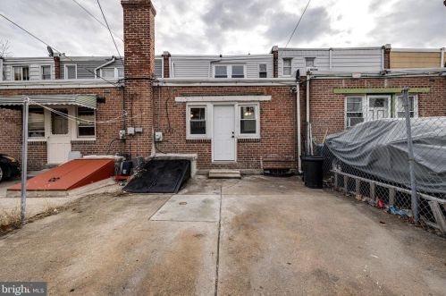 6410 Guyer Ave, Philadelphia PA 19153-2406 exterior