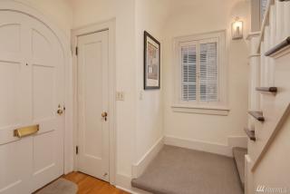 3543 46th Ave, Seattle WA  98105-5324 exterior