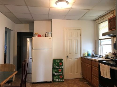 8 Lowell St, Worcester MA 01603-2607 exterior