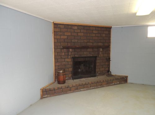 5592 124th Ave, Fennville MI 49408-9428 exterior