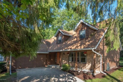 6724 Angling Rd, Kalamazoo, MI 49024-1054