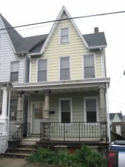 31 Glen Ave, Delaware Park NJ  08865-2422 exterior