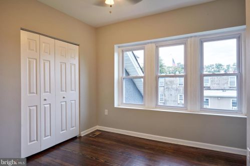 111 Pacific Ave, Camden NJ 08108-1012 exterior