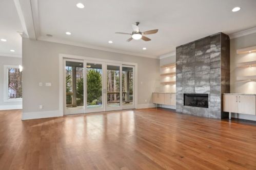 3896 Flowerland Dr, Atlanta GA exterior