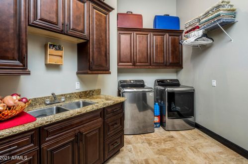 2375 Cloud Dr, Chandler AZ 85249-3781 exterior