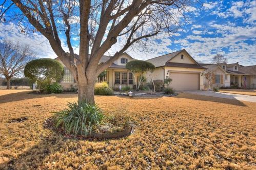 139 Great Frontier Dr, Georgetown, TX 78633-4595