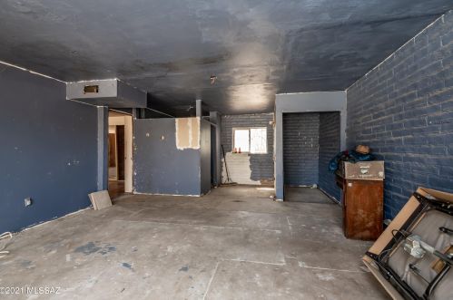 5749 Lee St, Tucson AZ 85719-3900 exterior