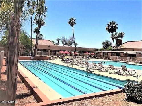 9702 Foster Ave, Chandler AZ 85248-6615 exterior