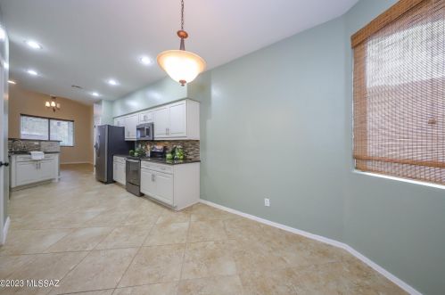 8517 Camino Bengala, Tucson AZ  85747-5165 exterior