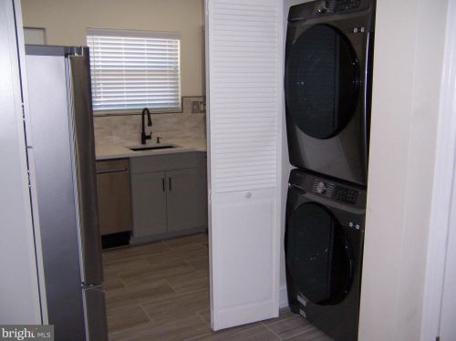 2521 Hagert St, Philadelphia PA 19132-4253 exterior