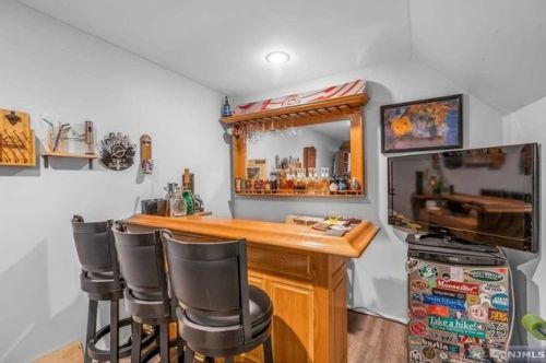 22 Amethyst Ln, Paterson NJ 07501-3364 exterior