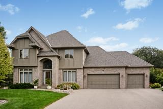 1602 Murphy Pkwy, Saint Paul MN  55122-1753 exterior