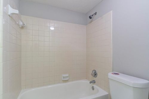 2263 Wellington Cir, Lithonia GA exterior