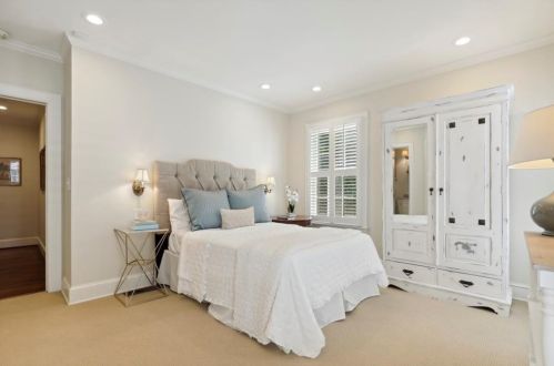 332 Golfview Rd, Atlanta GA 30309-1214 exterior