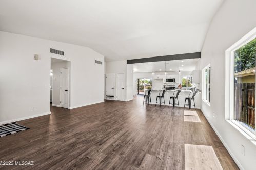 7081 Camino Triste, Tucson AZ  85746-7985 exterior